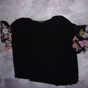 3x size three x womens short sleeved tee shirt top black floral 3 x t